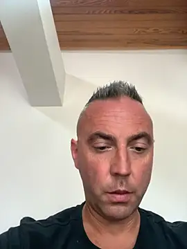 Snapshot of Marronglace1 chatting on September 18, 2025, 10:39 am Marronglace1 online show from September 18, 2025, 10:39 am