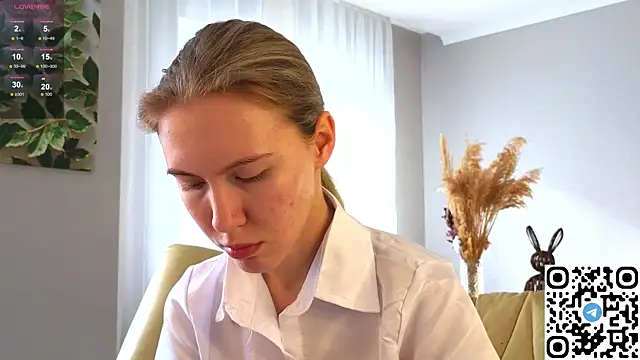 Succubelle online show from October 17, 2025, 6:16 am