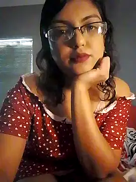 Snapshot of Shyspicy_pie chatting on September 15, 2025, 2:06 pm Shyspicy pie online show from September 15, 2025, 2:06 pm