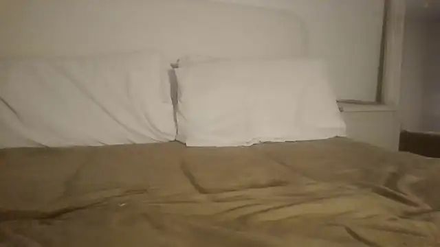 RenRoseXXX online show from November 7, 2025, 11:16 pm