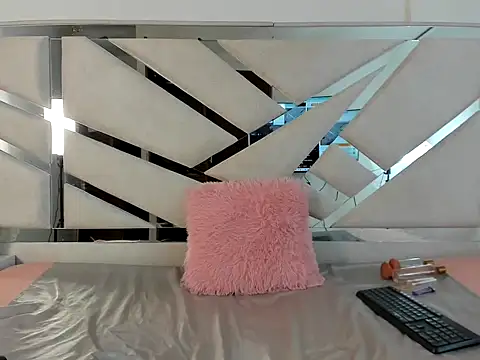 Snapshot of Kimberly_TaylorX chatting on November 30, 2025, 8:57 pm Kimberly TaylorX online show from November 30, 2025, 8:57 pm