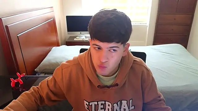 tightncuteass online show from September 15, 2025, 4:07 pm