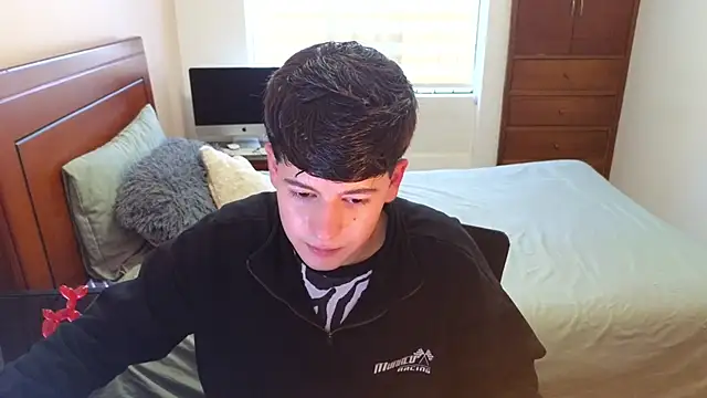 tightncuteass online show from September 23, 2025, 9:18 pm