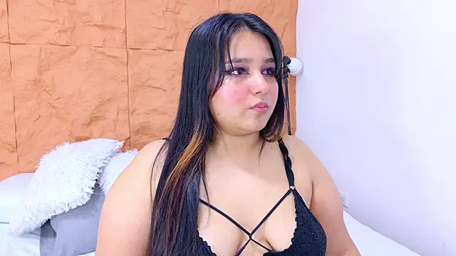 IvannaaVega online show from May 24, 2026, 5:01 am