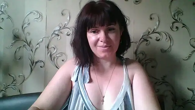 SecretSienna  online show from November 2, 2025, 1:35 pm