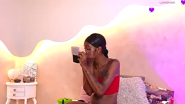 Kloee 12 online show from October 22, 2025, 12:27 pm