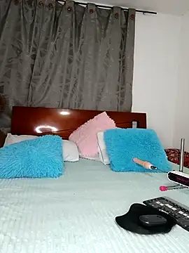 ZARAY 1118 online show from April 12, 2026, 12:48 am