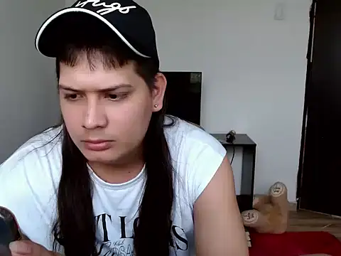 Snapshot of Tomas_JK chatting on September 18, 2025, 8:22 pm Tomas JK online show from September 18, 2025, 8:22 pm