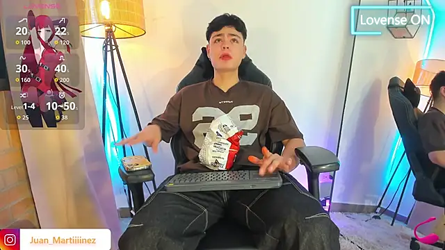 Im Juaniito online show from November 2, 2025, 11:07 pm