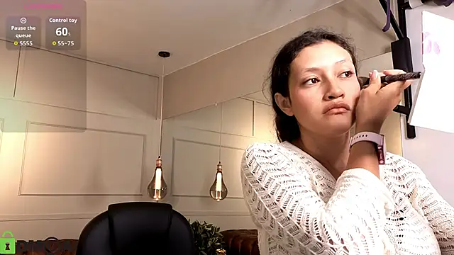 Snapshot of ArielBlossom___ chatting on October 9, 2025, 11:08 am ArielBlossom online show from October 9, 2025, 11:08 am