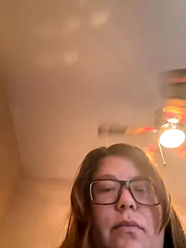 amberlynntun online show from November 14, 2025, 7:56 pm