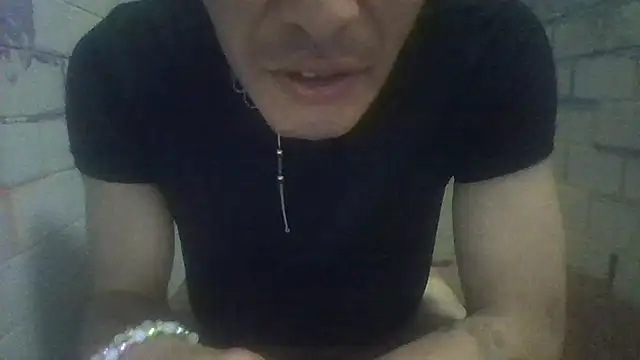 Snapshot of 13itch_Im-iT chatting on September 15, 2025, 11:10 am 13itch Im-iT online show from September 15, 2025, 11:10 am