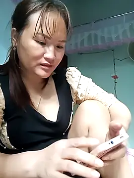 Tamara-a online show from October 28, 2025, 1:09 am