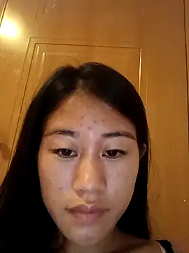 luy-xinh02 online show from September 14, 2025, 1:32 pm