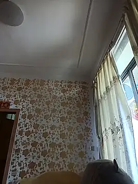 luy-xinh02 online show from October 7, 2025, 2:42 am