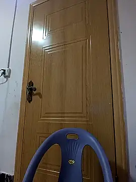 luy-xinh02 online show from October 7, 2025, 2:47 pm