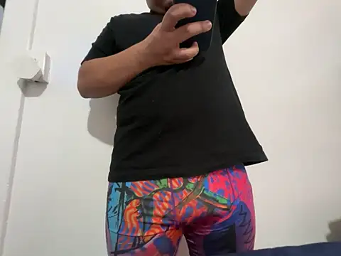 Snapshot of datchubmf chatting on November 10, 2025, 3:05 am datchubmf online show from November 10, 2025, 3:05 am