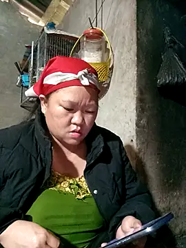 riso-00 online show from January 8, 2026, 1:52 am