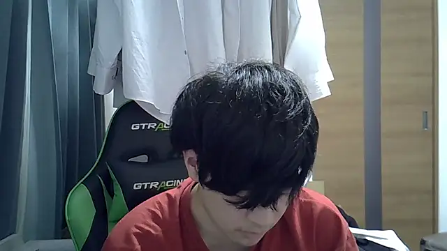 Snapshot of aokunvvv chatting on October 13, 2025, 9:31 am aokunvvv online show from October 13, 2025, 9:31 am