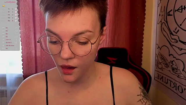 KrisNeal online show from October 11, 2025, 9:41 am