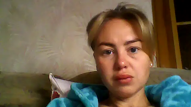 MartaLuna  online show from September 29, 2025, 7:35 am