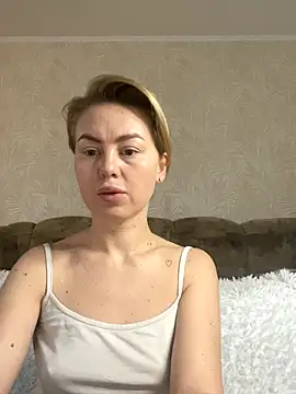 MartaLuna  online show from October 30, 2025, 6:59 am