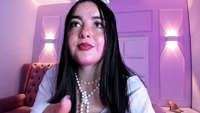 Snapshot of Ashleypetit chatting on June 22, 2026, 12:24 pm Ashleypetit online show from June 22, 2026, 12:24 pm
