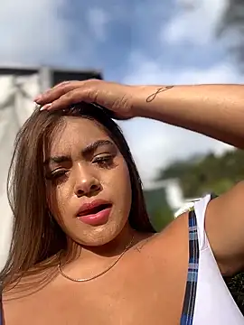 MayaMoanXXX online show from November 29, 2025, 1:14 pm