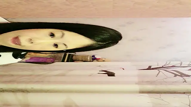 yunmeng000 online show from October 28, 2025, 10:52 am