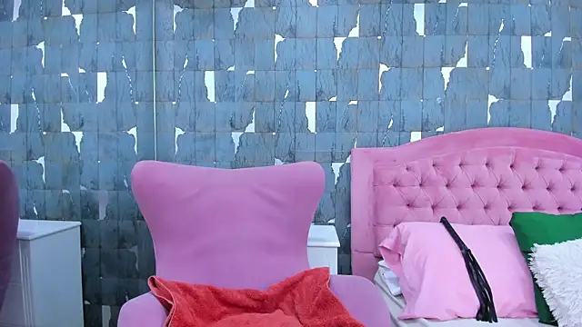 EvelynBun online show from November 26, 2025, 2:29 pm