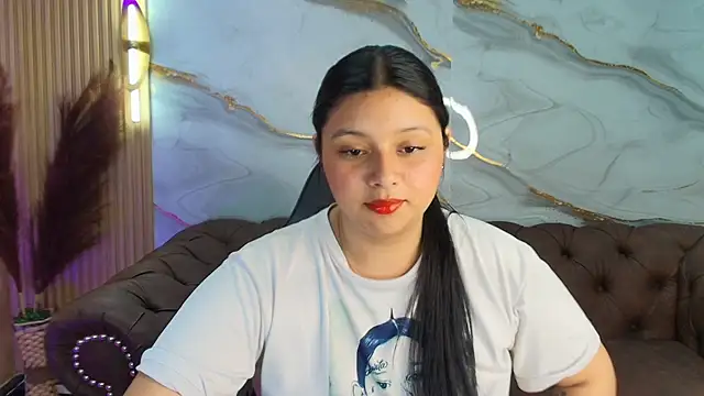 Snapshot of mia_hot_tf chatting on September 25, 2025, 8:23 pm mia hot tf online show from September 25, 2025, 8:23 pm