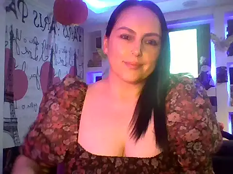 Snapshot of Venusina_07 chatting on October 12, 2025, 6:56 am Venusina 07 online show from October 12, 2025, 6:56 am