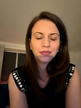 ScarlettNoirr online show from November 19, 2025, 8:42 pm