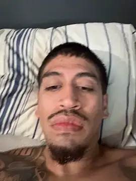 Snapshot of busnfatnutsLildee chatting on October 30, 2025, 7:54 am busnfatnutsLildee online show from October 30, 2025, 7:54 am