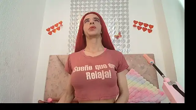 Manuela ver2025 online show from September 20, 2025, 2:51 pm