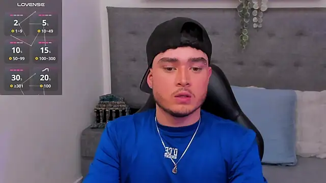 SALVATORE MULLER1 online show from October 29, 2025, 11:39 pm