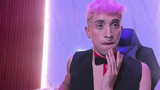 sweetsanti online show from October 19, 2025, 12:06 pm