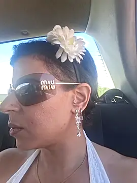 Alexis21821 online show from January 11, 2026, 3:50 pm