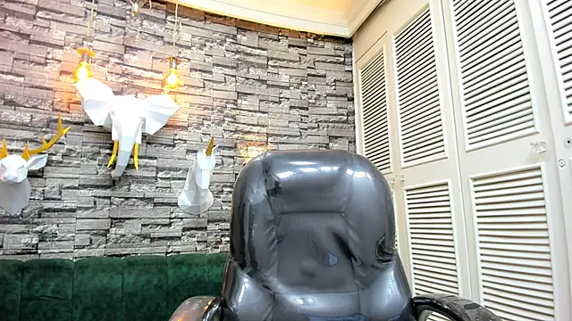 Nick Wolff online show from October 3, 2025, 8:50 pm