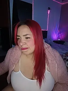 alexiaystive3 online show from July 25, 2026, 7:44 pm