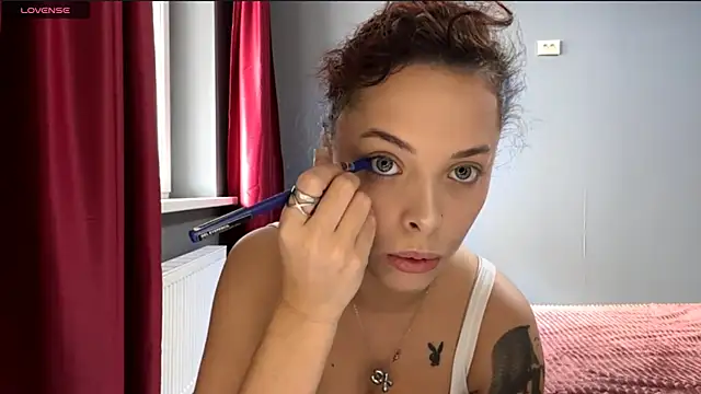 SylviaDelacruz online show from November 11, 2025, 8:58 am