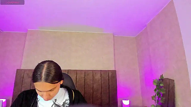 Almaazz online show from September 14, 2025, 4:06 pm