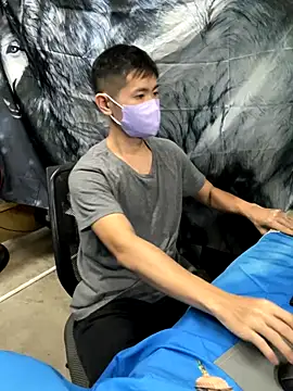 Snapshot of hayato1995 chatting on September 17, 2025, 12:51 pm hayato1995 online show from September 17, 2025, 12:51 pm