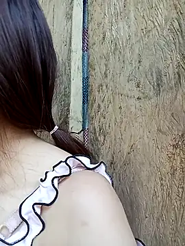 bonnie-00 online show from April 12, 2026, 1:54 am