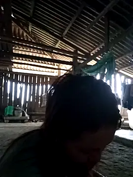 bonnie-00 online show from April 15, 2026, 11:49 pm