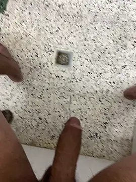 ali  ali210 online show from February 6, 2026, 11:30 pm