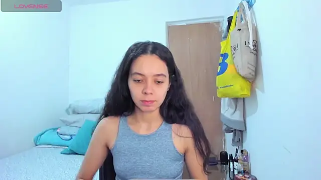 Annie rosse1017 online show from October 28, 2025, 4:16 am