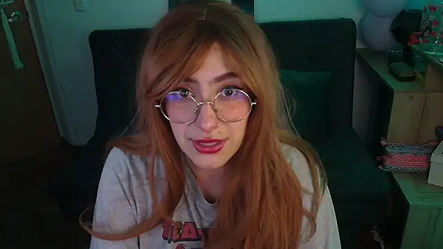 Miacatsito3 online show from November 21, 2025, 1:37 am