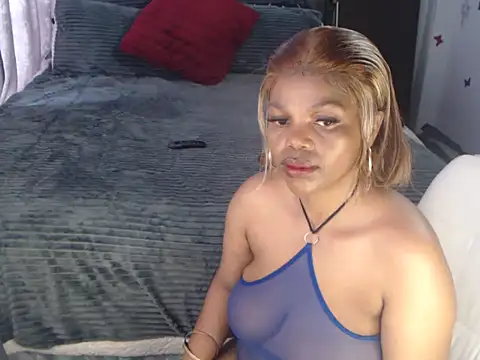 boujee01 online show from October 31, 2025, 11:22 am