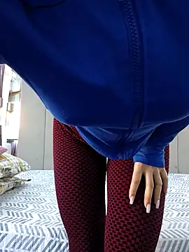 Von Dee online show from October 31, 2025, 6:47 am